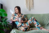 Descuentos en DORMIR VESTIDA con Club LA NACION