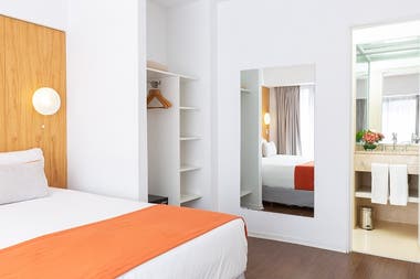 DECO COLLECTION