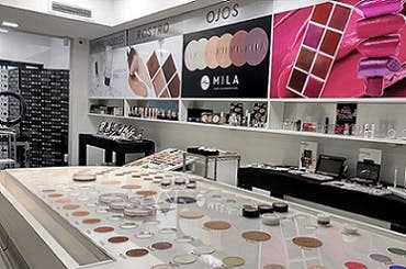 MILA MAQUILLAJE PROFESIONAL