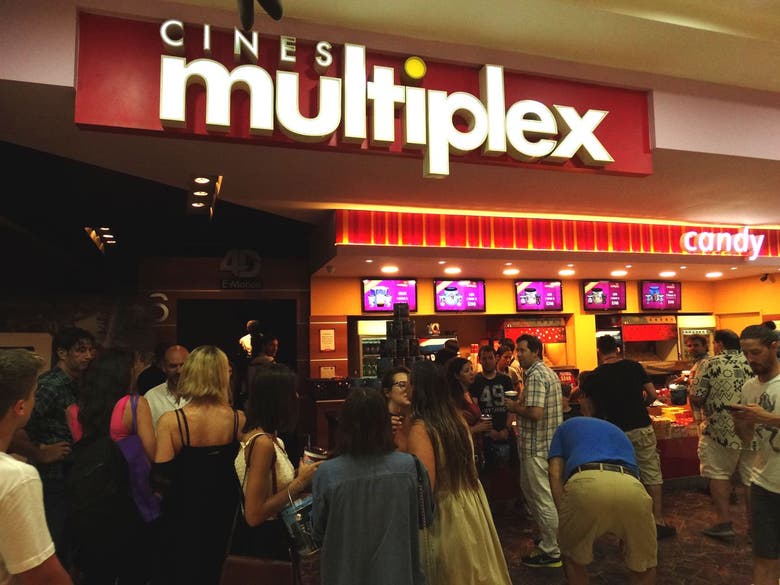 Descuentos en CINES MULTIPLEX con Club LA NACION